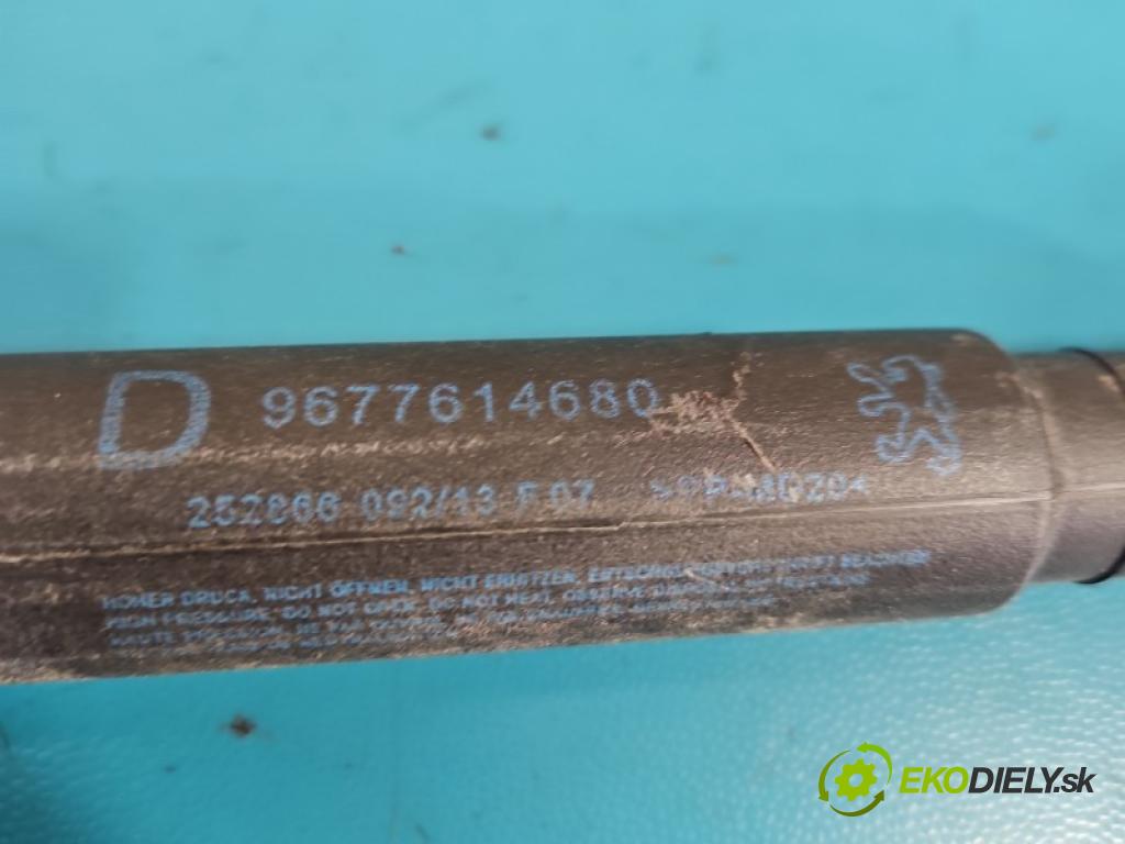 Peugeot 508 I 2010-2018 2.0 hdi 163 hp automatic 120 kW 1997 cm3 5- Aktuátor: kufrových dveří pravý 9677614680