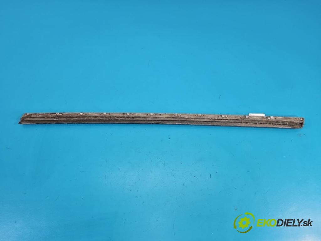 Audi A6 C5 1997-2004 1.9 tdi 131 hp manual 96 kW 1896 cm3 5- lišta dveře přední levé 4B0853959D
