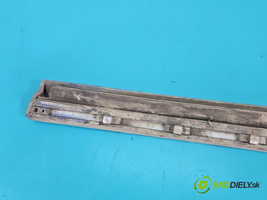 Audi A6 C5 1997-2004 1.9 tdi 131 hp manual 96 kW 1896 cm3 5- lišta dveře zadní levé 4B0853969D
