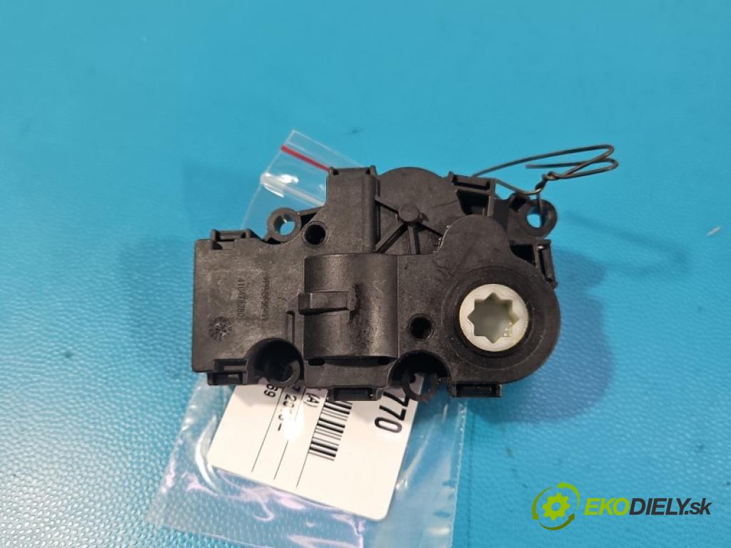 Mercedes Sprinter III 907 2018- 0.0 136hp automatic 100 kW  5- motorek topení 113930-2470