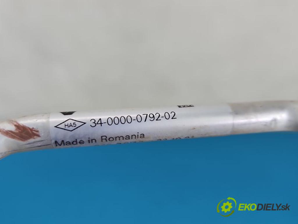 Renault Clio V 2019- 1.6 16v 91KM automatic 67 kW 1598 cm3 5- trubka klíma 924401340R-A