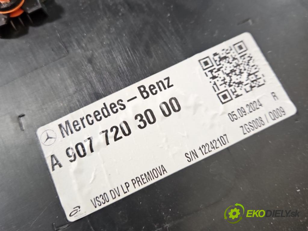 Mercedes Sprinter III 907 2018- 0.0 136 HP automatic 100 kW  5- Čalounictví: dvere predné ľavé A9077272200