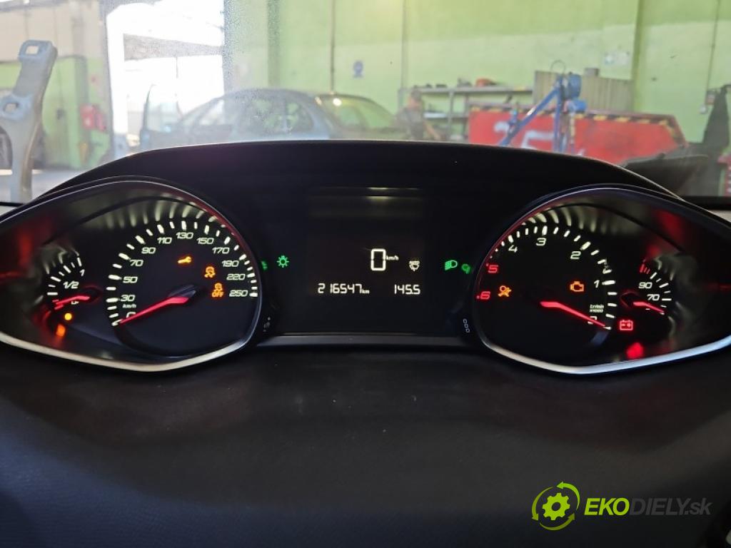 Peugeot 308 II 2013-2021 1.5 hdi 131 hp manual 96 kW 1499 cm3 5- Přístrojová deska 9822774780 (Přístrojová deska)