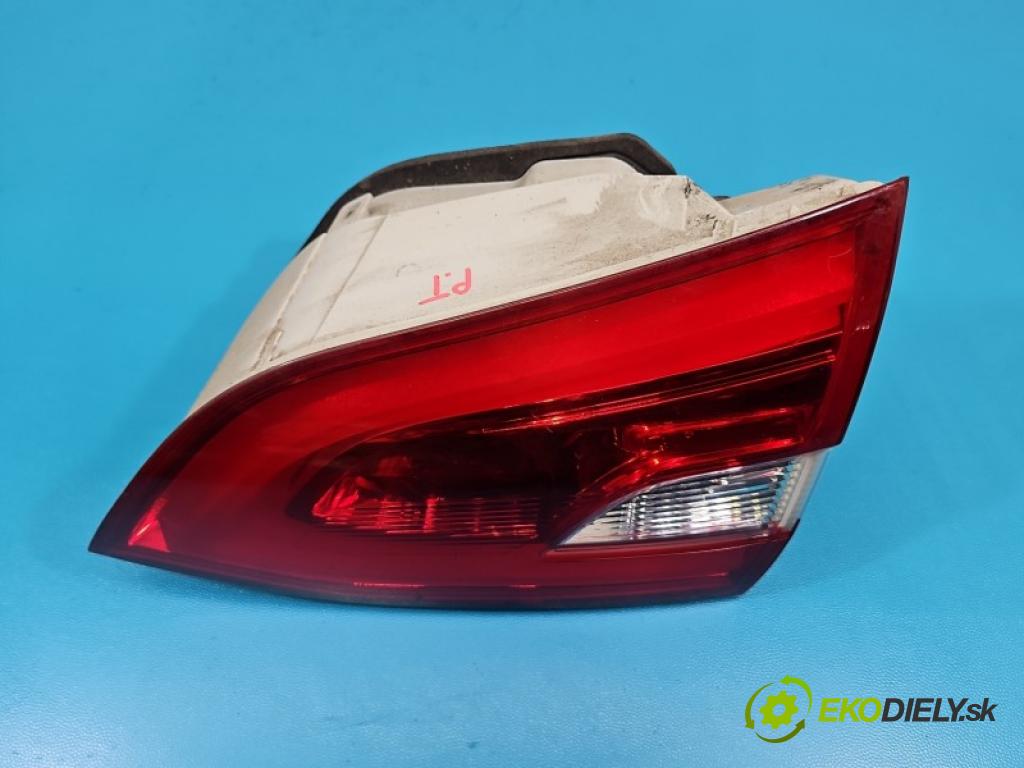Peugeot 308 II 2013-2021 1.5 hdi 131 HP manual 96 kW 1499 cm3 5- svetlo / reflektor zadné pravé kufrové dvere 9678094880