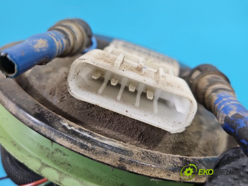Opel Zafira A 1999-2005 1.6 16V 101 hp manual 74 kW 1598 cm3 5- čerpadlo paliva 90581616