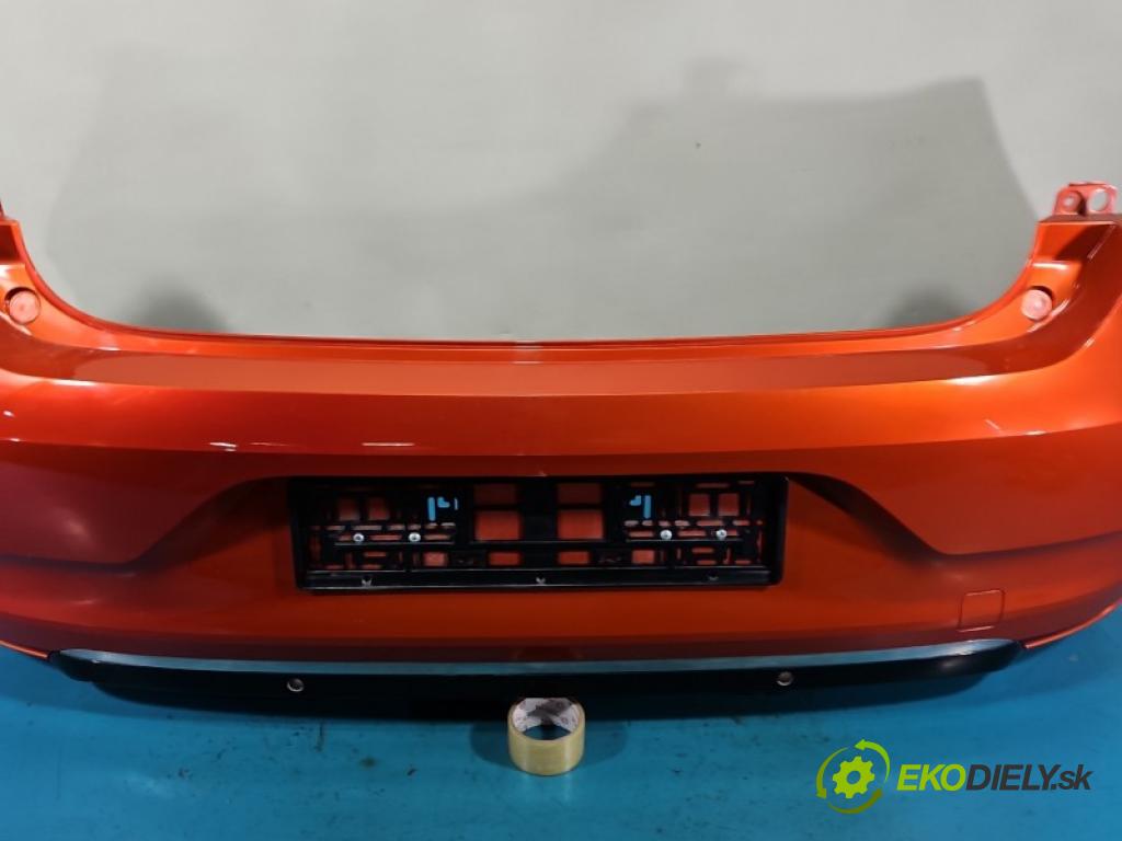 Renault Clio V 2019- 1.6 16v 91KM automatic 67 kW 1598 cm3 5- nárazník zadní  (Klika dveří ostatní)