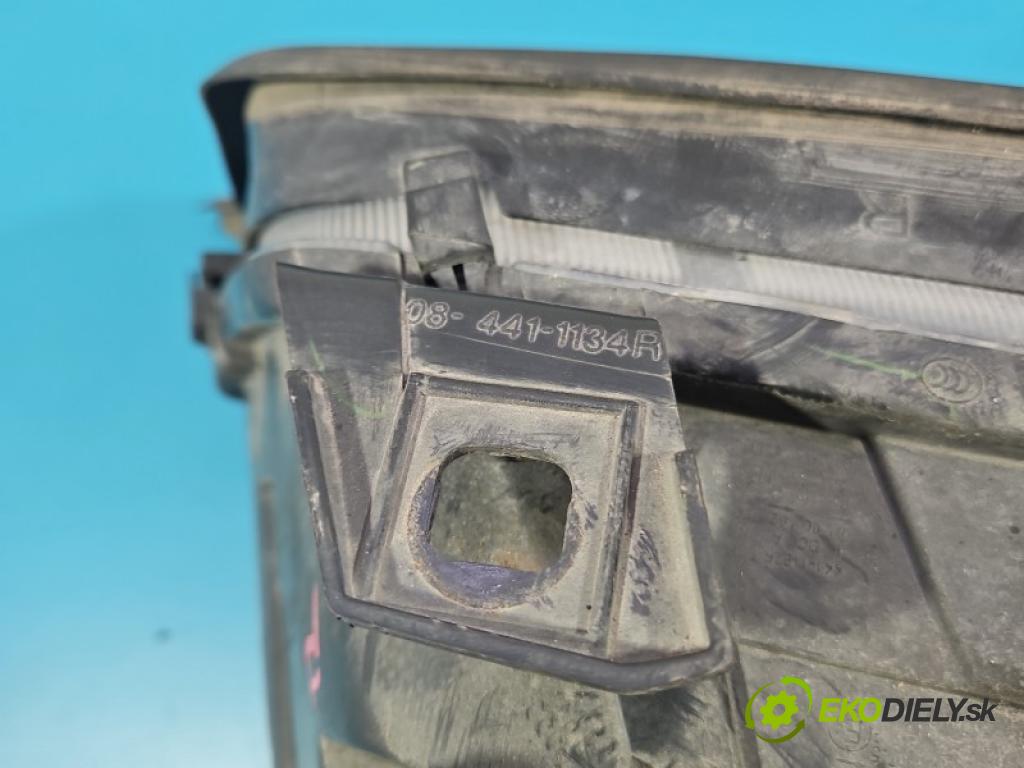 Audi A6 C5 1997-2004 1.9 tdi 131 HP manual 96 kW 1896 cm3 5- Reflektor: pravý  (Svetlo predné pravé)