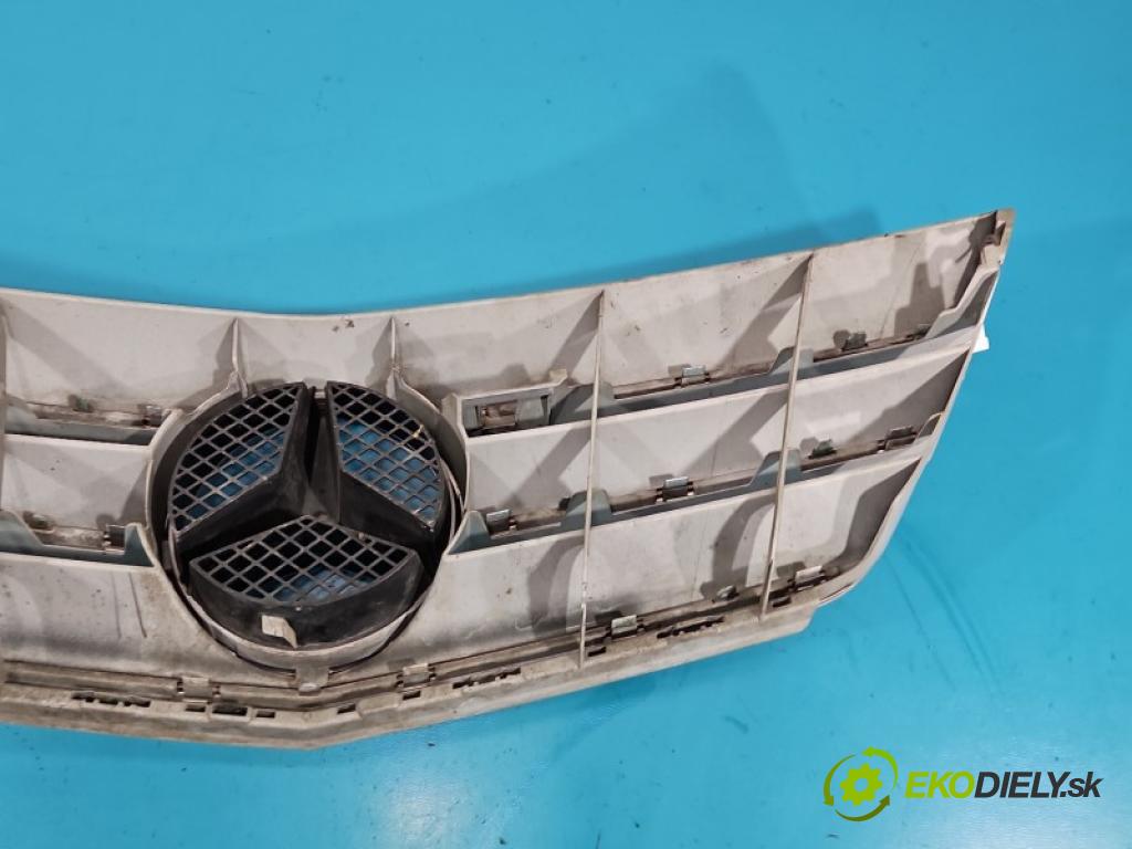 Mercedes B W245 2005-2011 2.0 8V 116 hp automatic 85 kW 2034 cm3 5- mřížka A2078880260