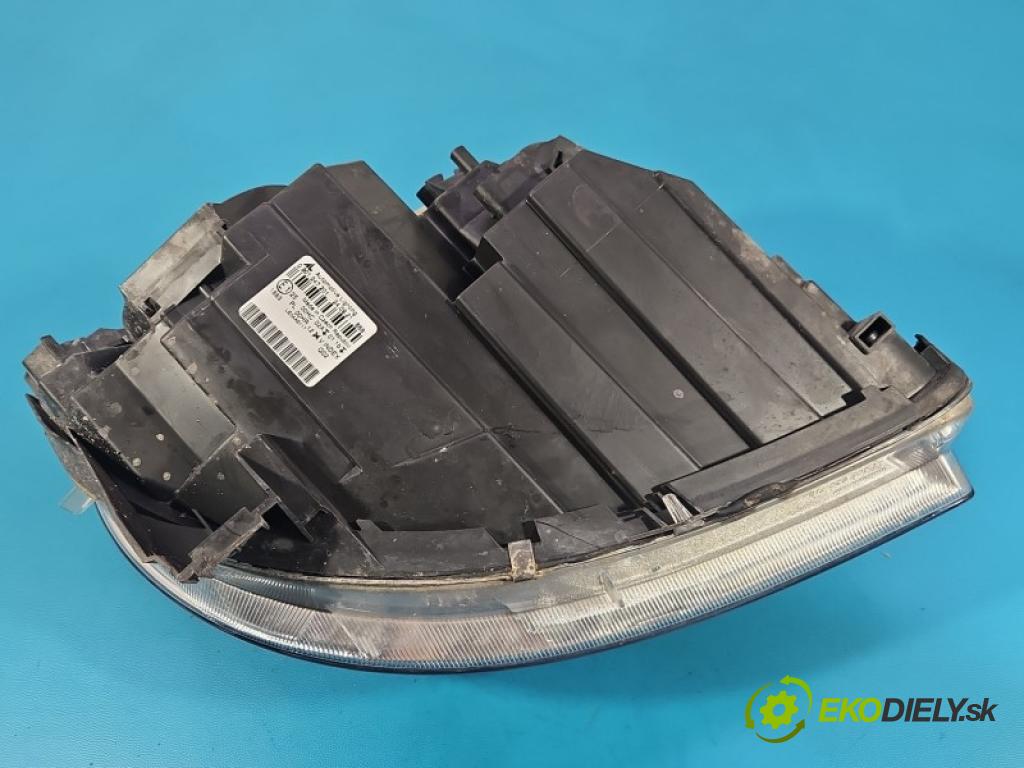 Mercedes B W245 2005-2011 2.0 8V 116 hp automatic 85 kW 2034 cm3 5- světlo levý 0301247201 (Klika dveří ostatní)