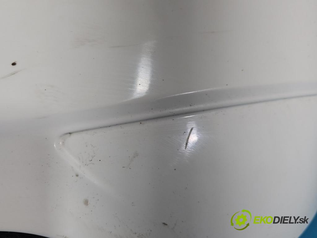 Mercedes B W245 2005-2011 2.0 8V 116 hp automatic 85 kW 2034 cm3 5- nárazník zadní A1698850838 (Klika dveří ostatní)