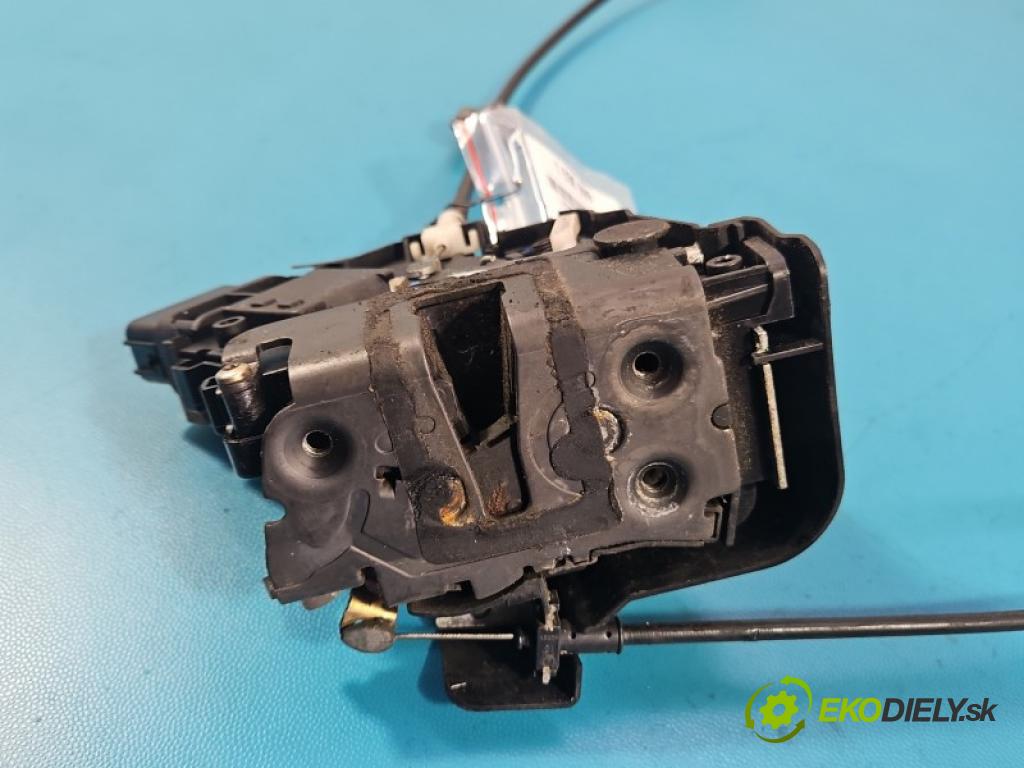 Ford C-Max I 2003-2010 1.8 16V 120 hp manual 88 kW 1798 cm3 5- zámek přední pravý 3M5AR21812AF