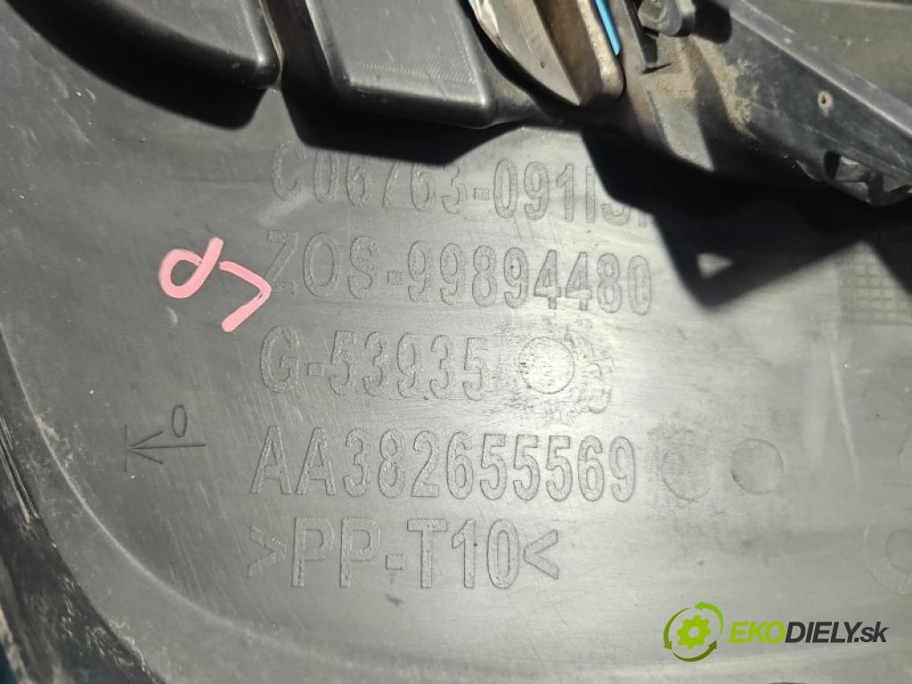 Peugeot 308 II 2013-2021 1.5 hdi 131 HP manual 96 kW 1499 cm3 5- blenda mriežka: nárazník ľavé AA382655569