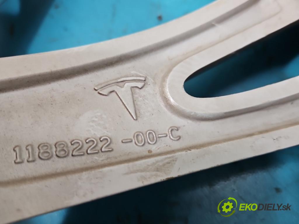 Tesla Model Y 0.0 automatic 378 kW 5- Felga hliník 19"