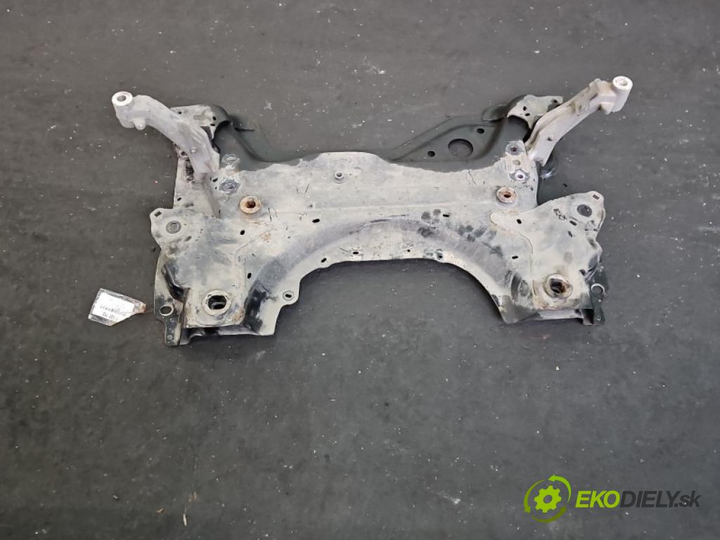 Peugeot 308 II 2013-2021 1.5 hdi 131 hp manual 96 kW 1499 cm3 5- výztuha motoru 