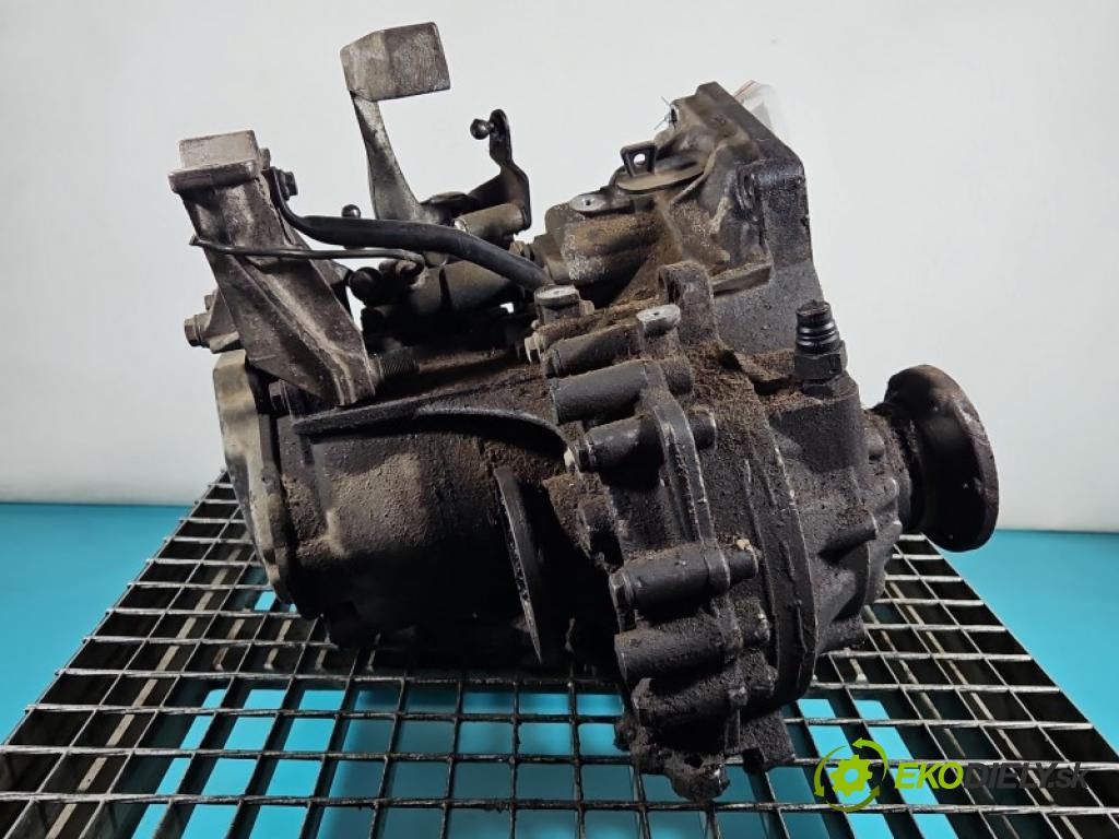 Vw Bora 1.9 tdi 90 hp manual 66 kW 1896 cm3 4- převodovka stupňová manual EBJ