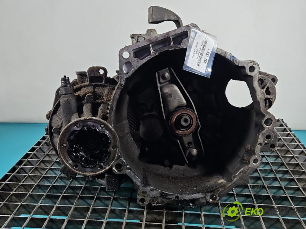 Vw Bora 1.9 tdi 90 hp manual 66 kW 1896 cm3 4- převodovka stupňová manual EBJ