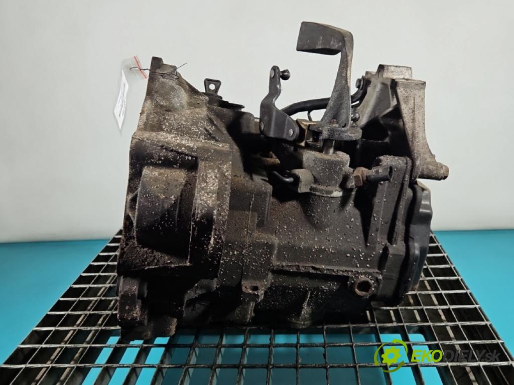 Vw Bora 1.9 tdi 90 hp manual 66 kW 1896 cm3 4- převodovka stupňová manual EBJ