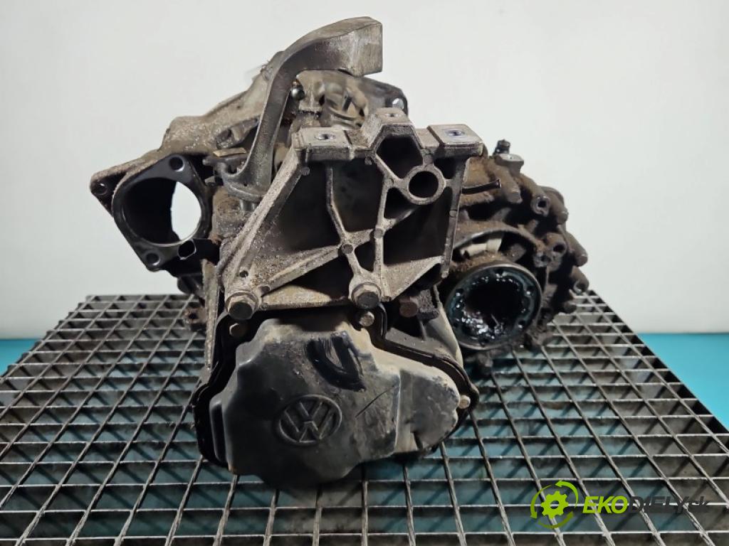 Vw Bora 1.9 tdi 90 hp manual 66 kW 1896 cm3 4- převodovka stupňová manual EBJ