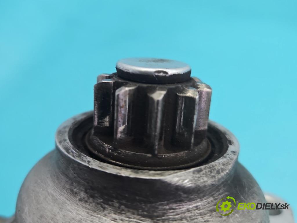 Vw Bora 1.9 tdi 90 hp manual 66 kW 1896 cm3 4- startér: 0001125012 (Startér)
