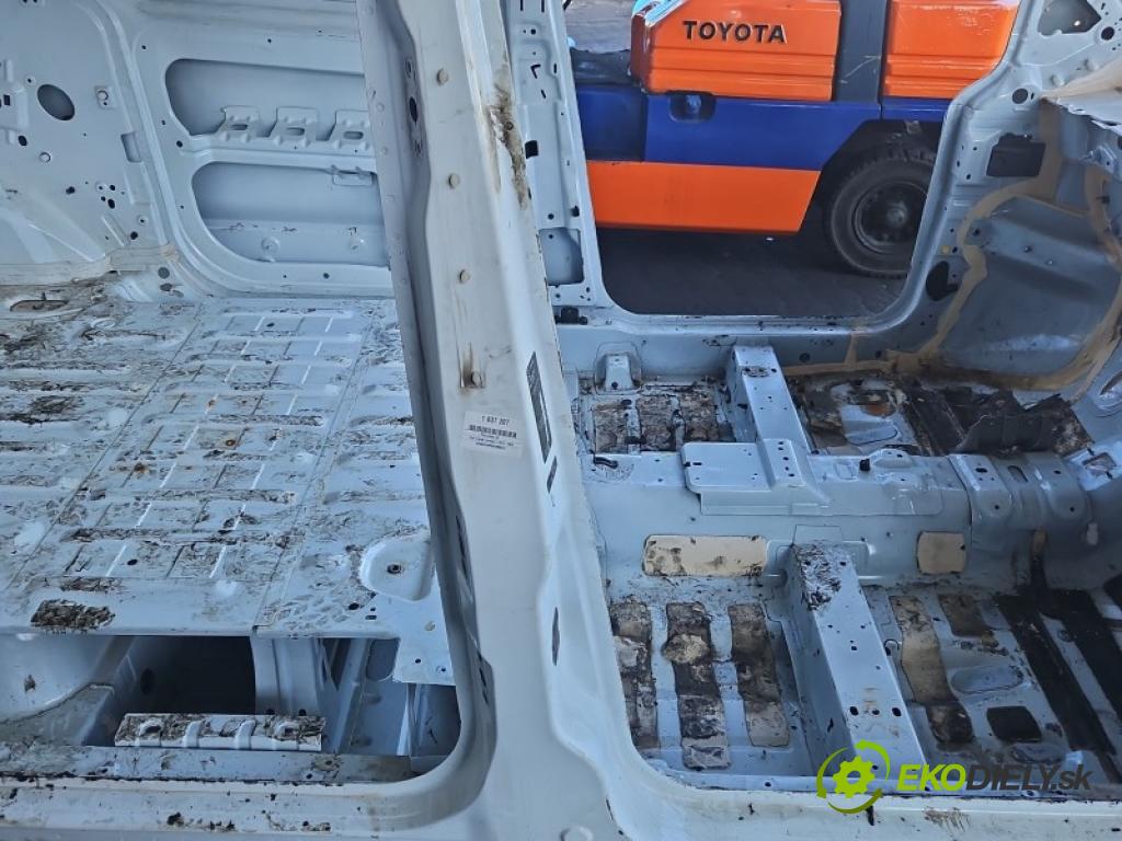 Ford Transit Connect II 2012-2022 1.5 tdci 120 hp manual 88.2 kW 1499 cm3 4- práh pravý  (Karoserie ostatní)