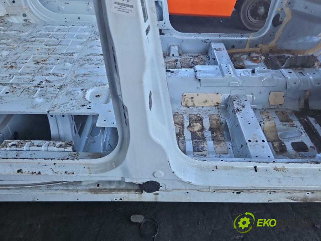 Ford Transit Connect II 2012-2022 1.5 tdci 120 hp manual 88.2 kW 1499 cm3 4- práh pravý  (Karoserie ostatní)