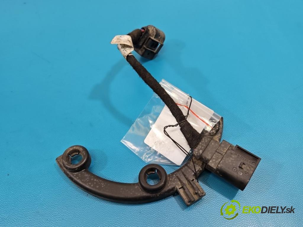 Mercedes B W245 2005-2011 2.0 8V 116 HP automatic 85 kW 2034 cm3 5- Zväzok: ostatné A1695400132