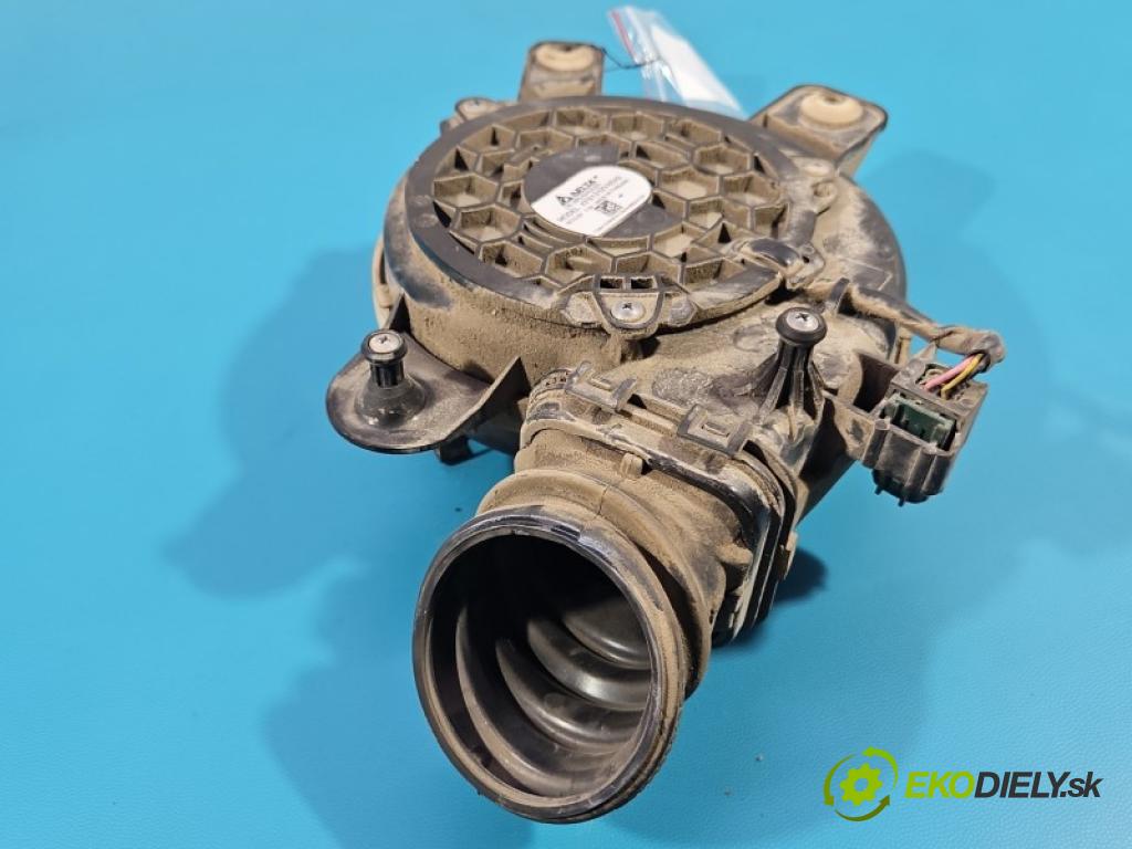 Renault Clio V 2019- 1.6 16v 91 KM automatic 67 kW 1598 cm3 5- ventilátor vzduchu KFB1212VAEH2