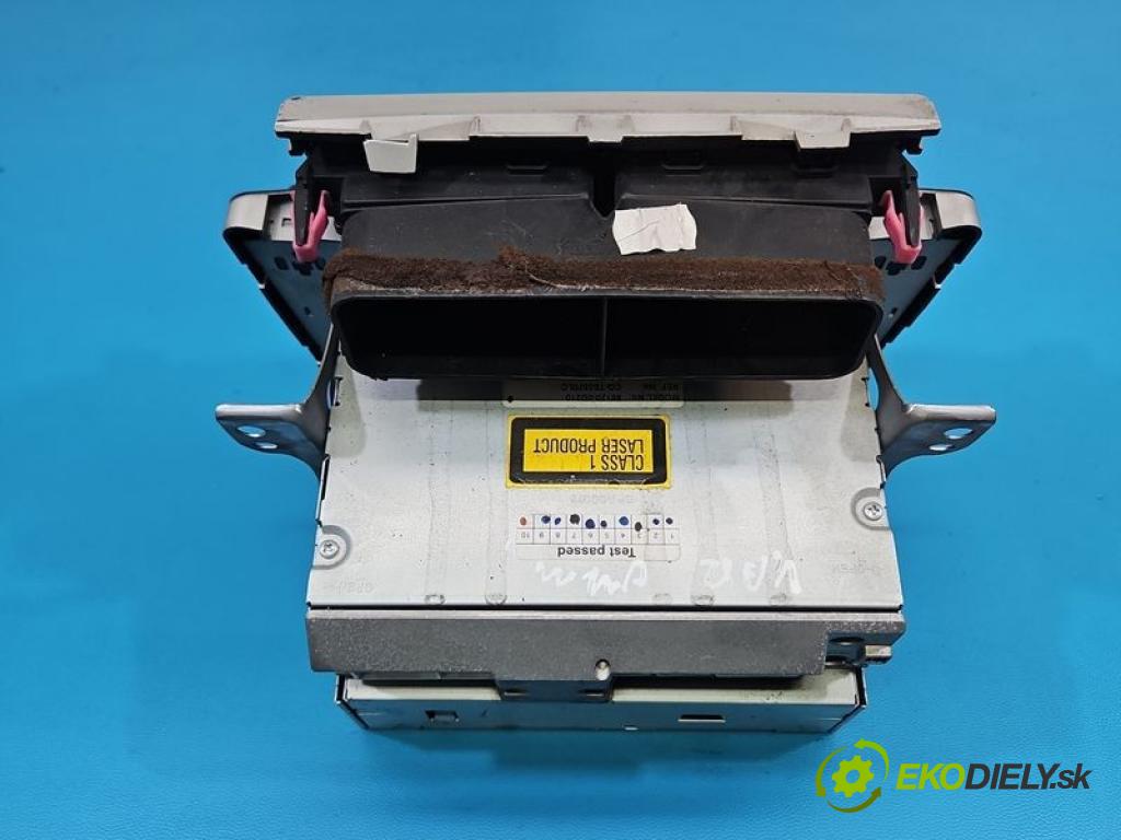 Toyota Yaris II 2005-2011 1.4 D4D 90 hp manual 66 kW 1364 cm3 5- Radio továrna: 86120-0D210