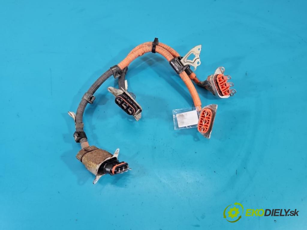 Toyota Prius III XW30 2009-2015 1.8 16V 99 HP automatic 73 kW 1798 cm3 5- Zväzok: ostatné G2148-47040