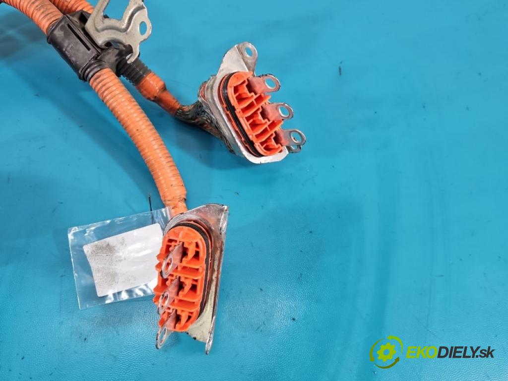 Toyota Prius III XW30 2009-2015 1.8 16V 99 HP automatic 73 kW 1798 cm3 5- Zväzok: ostatné G2148-47040
