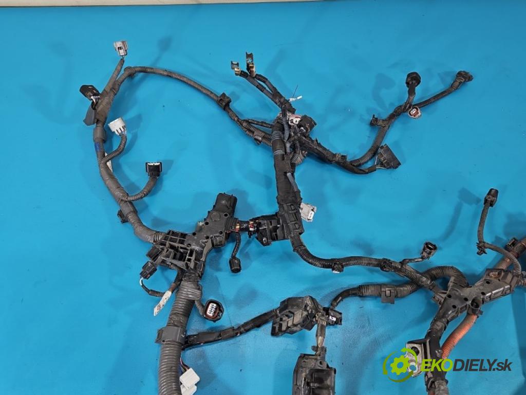 Toyota Prius III XW30 2009-2015 1.8 16V 99 HP automatic 73 kW 1798 cm3 5- Zväzok: motora 8212247010F