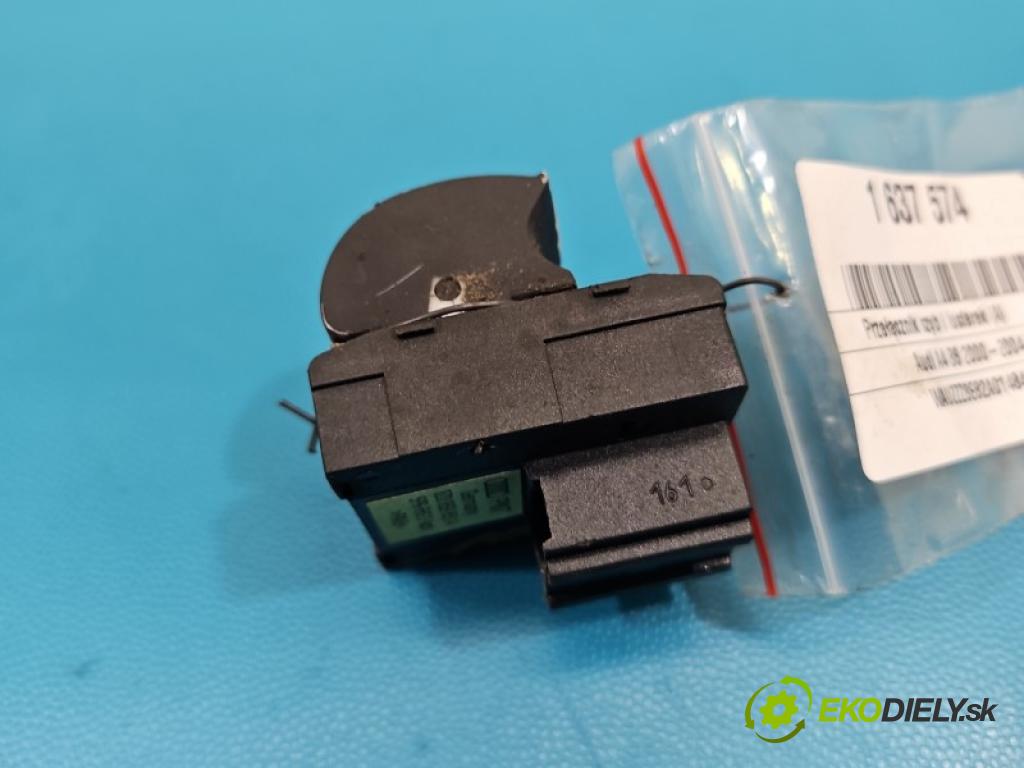 Audi A4 B6 2000-2004 2.0 20V ALT 131 HP manual 96 kW 1984 cm3 4- prepínač okien spätných zrkadiel 8Z0959851A