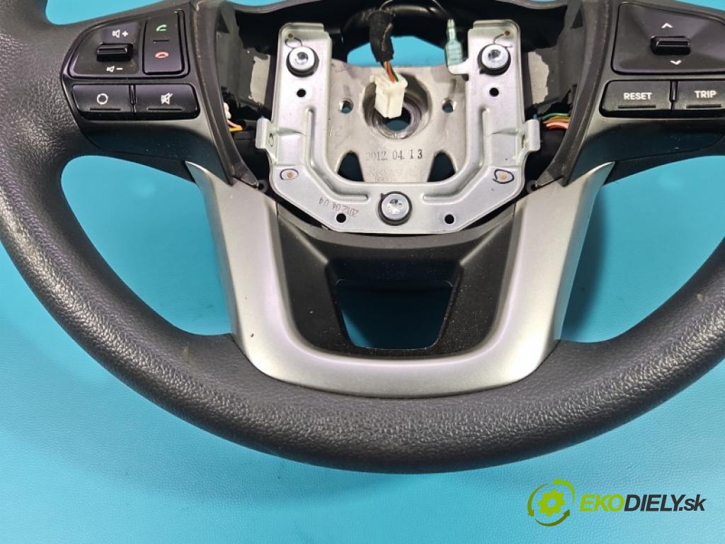 Kia Rio III 2011-2017 1.4 16V G4FA 109 hp manual 80 kW 1396 cm3 5- volant  (Volant)
