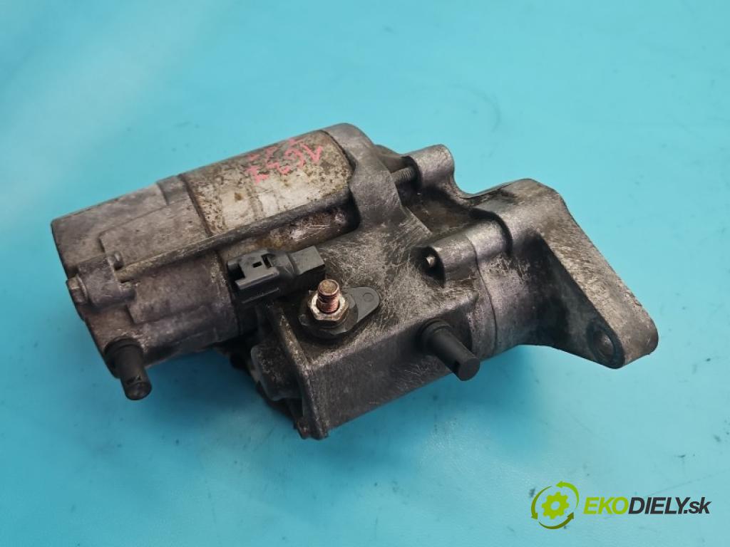 Toyota Yaris II 2005-2011 1.4 D4D 90 hp manual 66 kW 1364 cm3 5- startér: 28100-33080 (Startér)