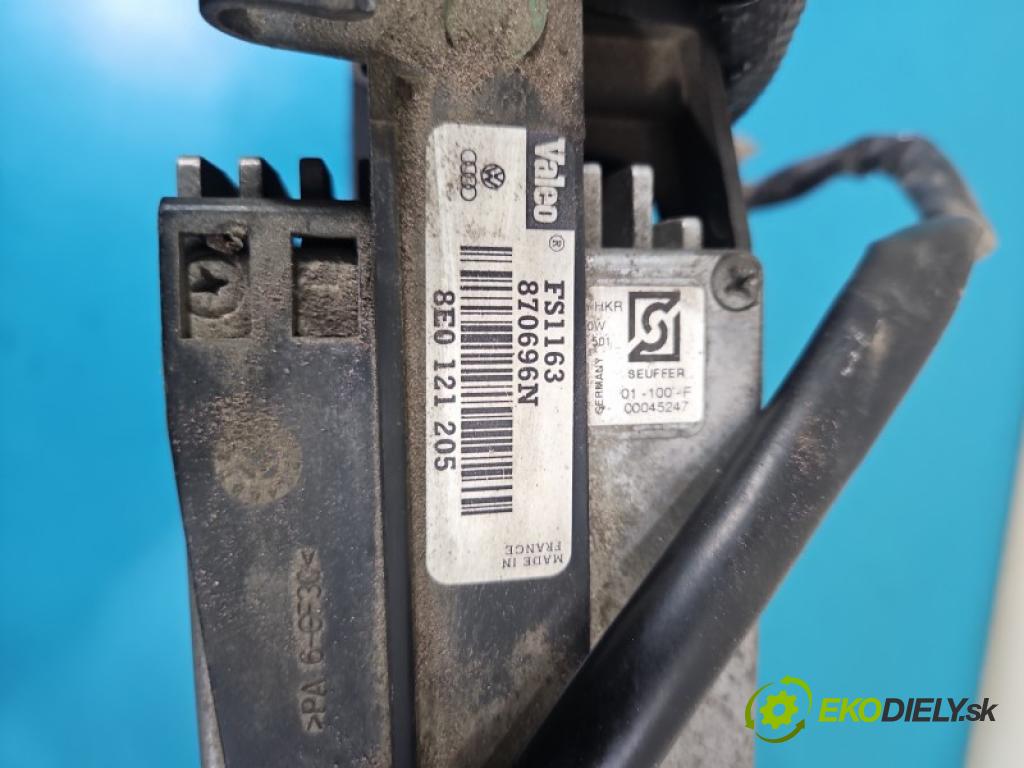 Audi A4 B6 2000-2004 2.0 20V ALT 131 HP manual 96 kW 1984 cm3 4- Ventilátor chladiča 8E0121205