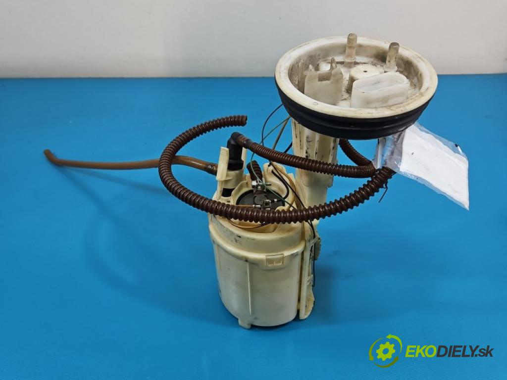 Audi A4 B6 2000-2004 2.0 20V 131 hp manual 96 kW 1984 cm3 4- čerpadlo paliva 8E0919051B