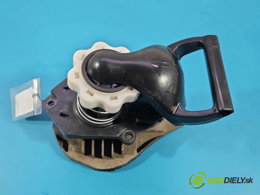 Renault Clio IV 2012-2020 1.2 16V 73 hp manual 54 kW 1149 cm3 5- mechanismus kolesa ozubeného 8200922466