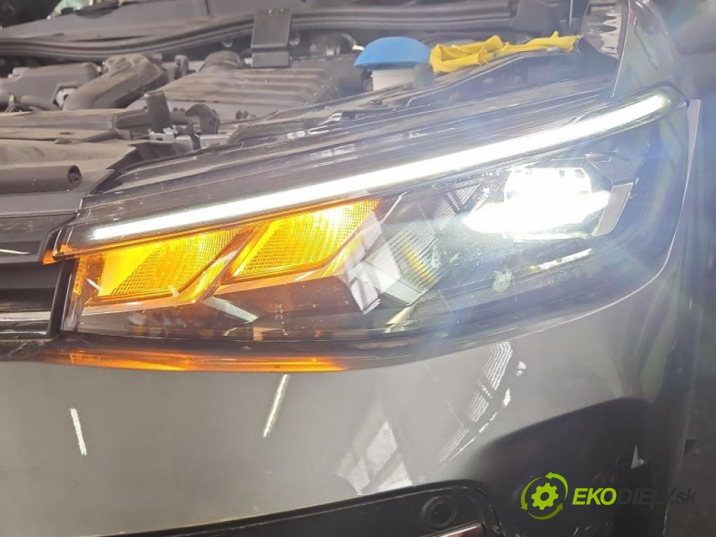 Vw Passat B9 2023- 1.5 TSI 150 HP automatic 110 kW 1498 cm3 5- Reflektor: ľavý 3J1941005 (Kľučka dverí ostatné)