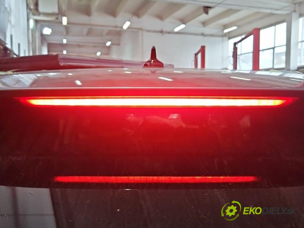 Vw Passat B9 2023- 1.5 TSI 150 hp automatic 110 kW 1498 cm3 5- světlo: 5H0945087B