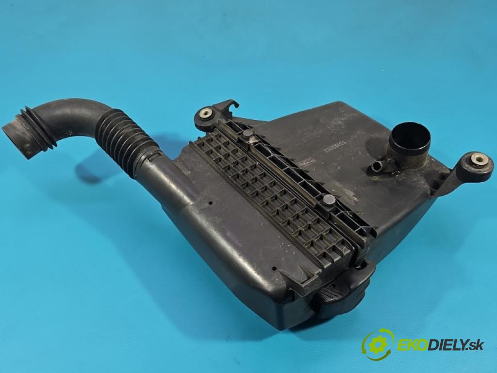 Fiat Panda II 2003-2012 1.2 8V 60 HP automatic 44 kW 1242 cm3 5- obal filtra vzduchu 46800167 (Obal vzduchového filtra)