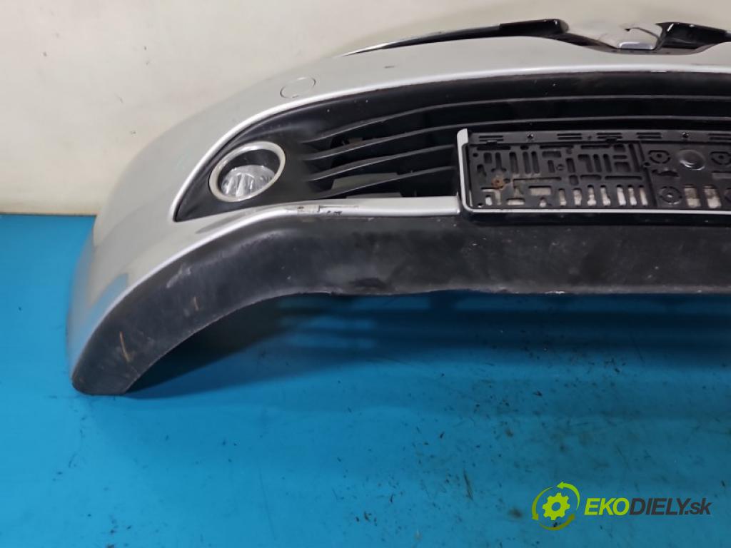 Renault Clio IV 2012-2020 1.2 16V 73 HP manual 54 kW 1149 cm3 5- nárazník predné  (Kľučka dverí ostatné)