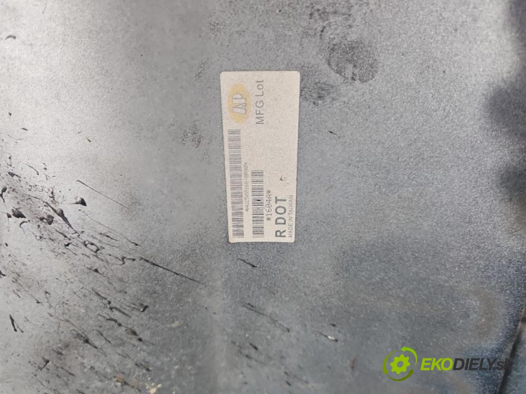 Audi A4 B6 2000-2004 2.0 20V ALT 131 HP manual 96 kW 1984 cm3 4- blatník predné pravý (Kľučka dverí ostatné)