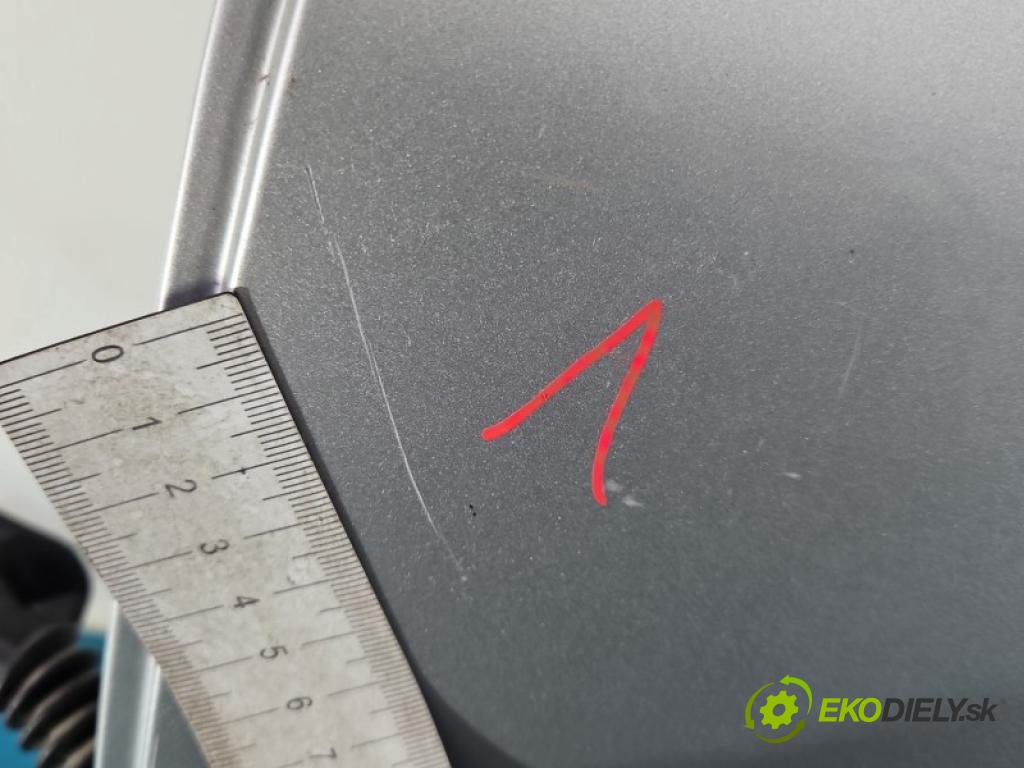Hyundai Ix35 1.7 crdi 116 HP manual 85 kW 1685 cm3 5- dvere zadné ľavé  (Kľučka dverí ostatné)