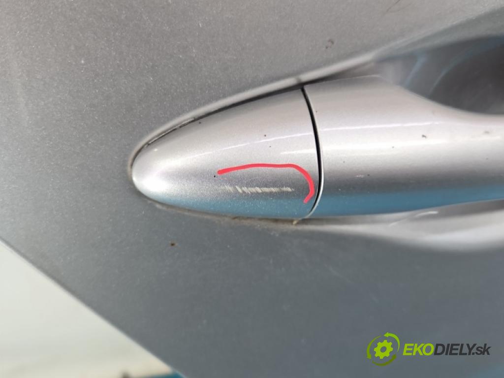 Hyundai Ix35 1.7 crdi 116 HP manual 85 kW 1685 cm3 5- dvere zadné pravé  (Kľučka dverí ostatné)