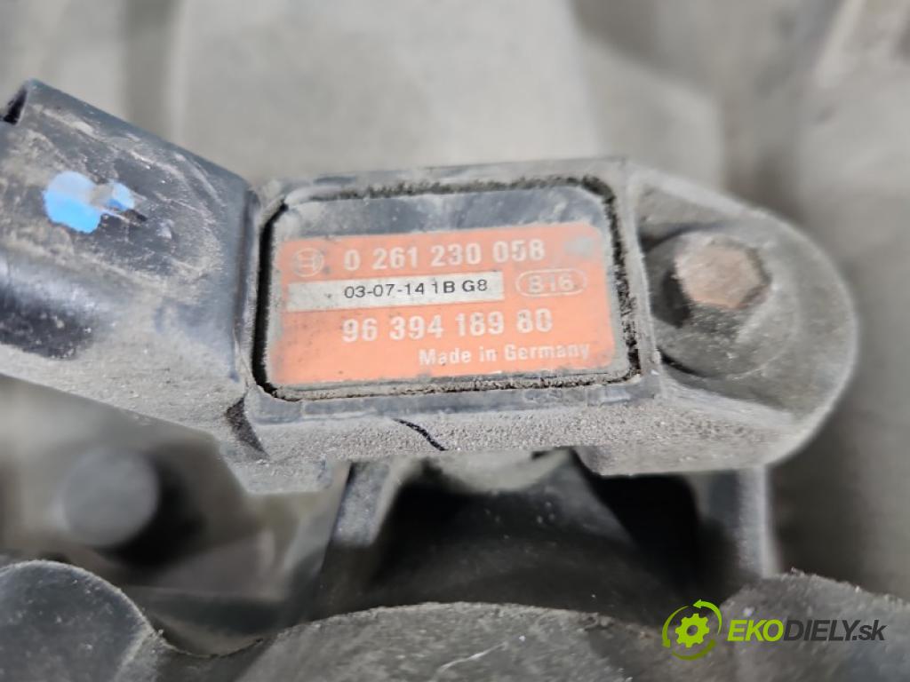 Citroen Xsara Picasso 1.8 16V 116 HP manual 85 kW 1749 cm3 5- zvod nasávací 9648022780 (Sacie potrubie)