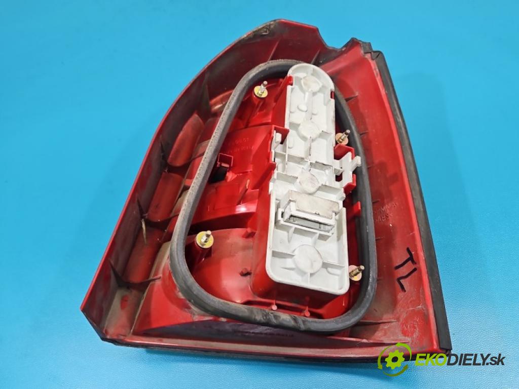 Audi A4 B5 1994-2001 1.9 tdi 110 HP manual 81 kW 1896 cm3 5- svetlo / reflektor zadné ľavé blatník 8D9945095D