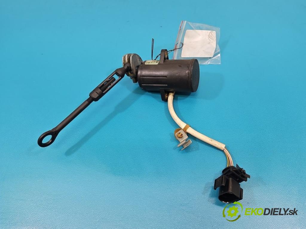 Audi A4 B5 1994-2001 1.9 tdi 110 HP manual 81 kW 1896 cm3 5- pedal plyn potenciometr: 0281002286