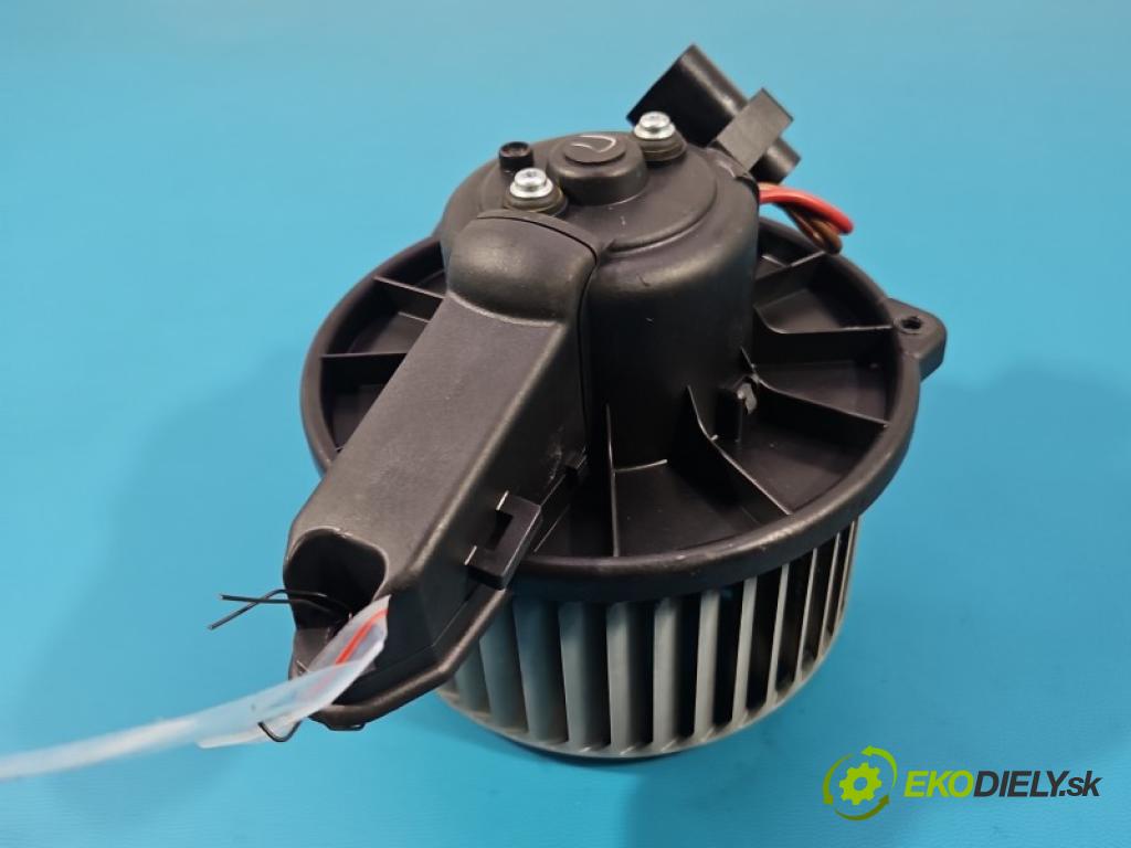 Audi A6 C5 1997-2004 2.4 V6 170 hp automatic 125 kW 2393 cm3 4- ventilátor vzduchu 0130111202
