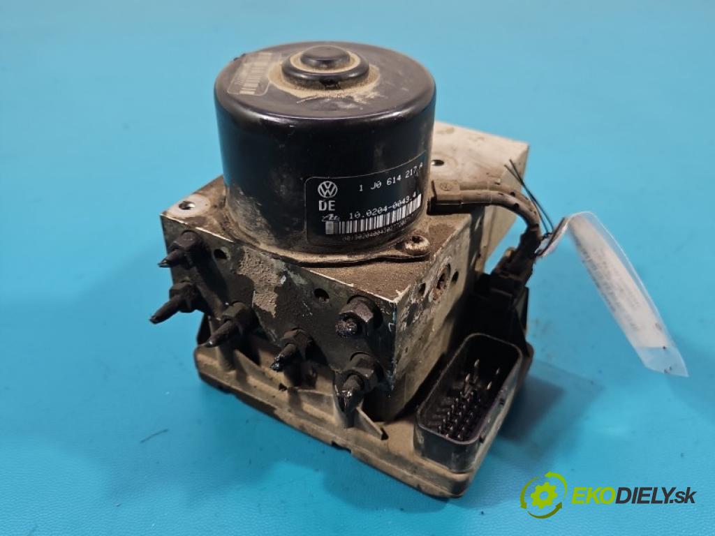 Audi A3 8L 1996-2003 1.8 20V 125 HP manual 92 kW 1781 cm3 3- čerpadlo abs 1J0907379A (Pumpa ABS)