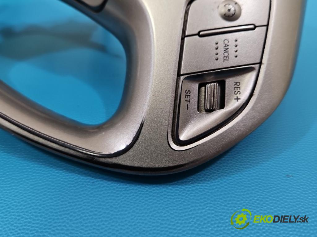 Hyundai Ix35 1.7 crdi 116 hp manual 85 kW 1685 cm3 5- Přepínač multifunkční: řízení: 96700-2S300 (Páčky pod volantem)
